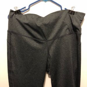 Xersion brand spandex leggings in heathered gray